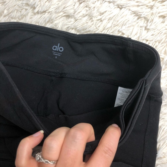 Alo yoga High-Waist Moto Legging - Picture 9 of 12